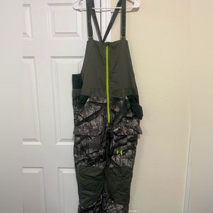 Under Armour insulated bib